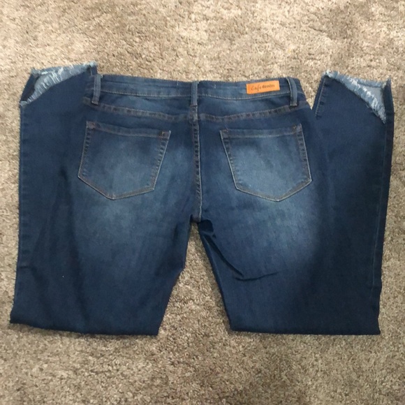 Cafe Demin. 3/4. Crop Jeans. EUC. - Picture 3 of 5